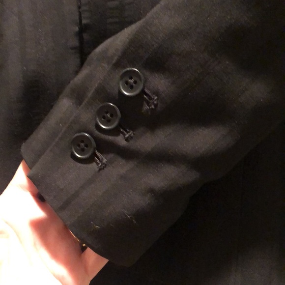 Larry Levine Taylored Blazer/Jacket Woman’s Size Sm Black w/Grey Pinstripes - Picture 9 of 10